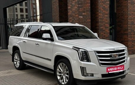 Cadillac Escalade IV, 2019 год, 3 800 000 рублей, 4 фотография