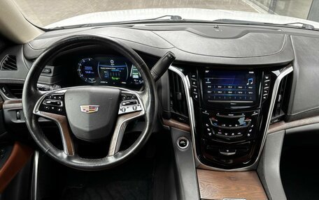 Cadillac Escalade IV, 2019 год, 3 800 000 рублей, 12 фотография