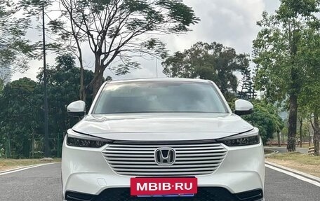 Honda Vezel, 2023 год, 1 650 000 рублей, 2 фотография