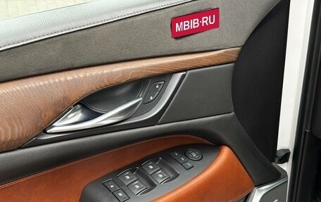 Cadillac Escalade IV, 2019 год, 3 800 000 рублей, 18 фотография