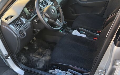 Skoda Rapid I, 2014 год, 1 050 000 рублей, 2 фотография