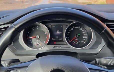 Volkswagen Tiguan II, 2020 год, 2 650 000 рублей, 10 фотография