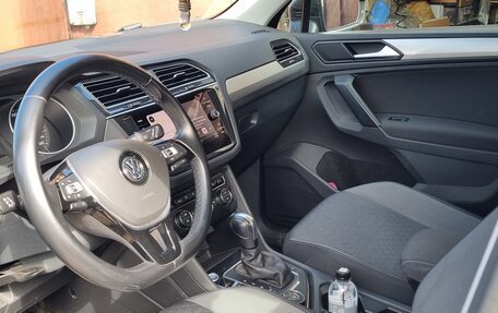 Volkswagen Tiguan II, 2020 год, 2 650 000 рублей, 20 фотография