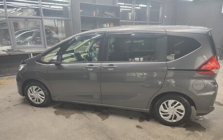 Honda Freed II, 2019 год, 1 650 000 рублей, 7 фотография