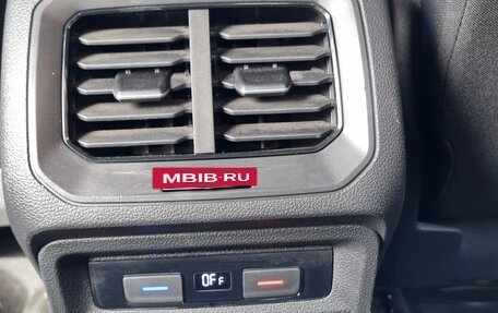 Volkswagen Tiguan II, 2020 год, 2 650 000 рублей, 17 фотография