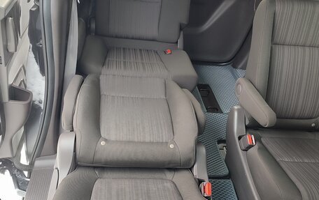 Honda Freed II, 2019 год, 1 650 000 рублей, 10 фотография