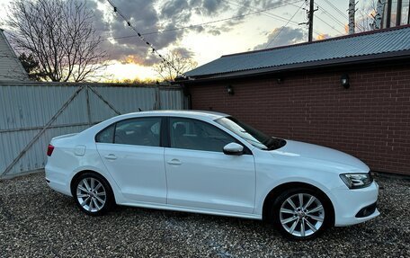 Volkswagen Jetta VI, 2012 год, 1 450 000 рублей, 4 фотография