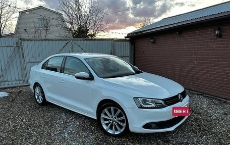 Volkswagen Jetta VI, 2012 год, 1 450 000 рублей, 5 фотография