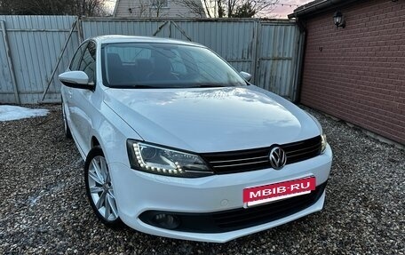 Volkswagen Jetta VI, 2012 год, 1 450 000 рублей, 6 фотография