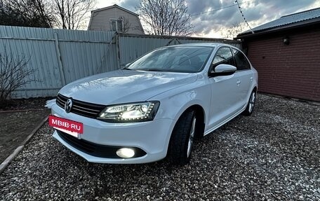 Volkswagen Jetta VI, 2012 год, 1 450 000 рублей, 9 фотография