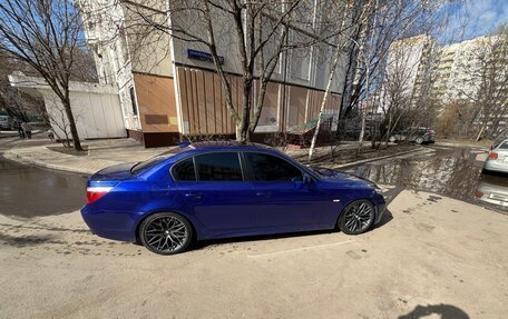 BMW 5 серия, 2003 год, 1 500 000 рублей, 3 фотография