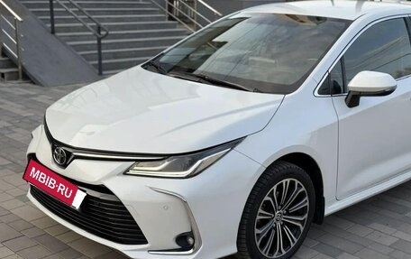 Toyota Corolla, 2022 год, 1 435 000 рублей, 2 фотография