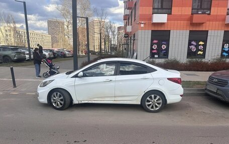 Hyundai Solaris II рестайлинг, 2012 год, 490 000 рублей, 2 фотография