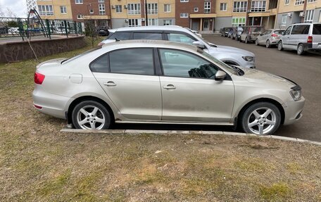 Volkswagen Jetta VI, 2012 год, 545 000 рублей, 3 фотография