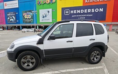 Chevrolet Niva I рестайлинг, 2019 год, 950 000 рублей, 2 фотография