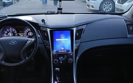 Hyundai Sonata VI, 2011 год, 1 150 000 рублей, 7 фотография