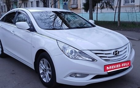 Hyundai Sonata VI, 2011 год, 1 150 000 рублей, 5 фотография