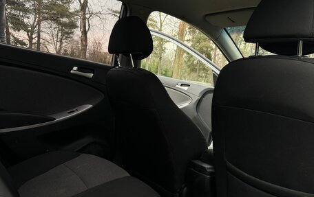 Hyundai Solaris II рестайлинг, 2013 год, 530 000 рублей, 7 фотография