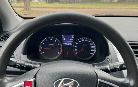 Hyundai Solaris II рестайлинг, 2013 год, 530 000 рублей, 6 фотография