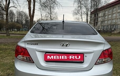 Hyundai Solaris II рестайлинг, 2013 год, 530 000 рублей, 5 фотография