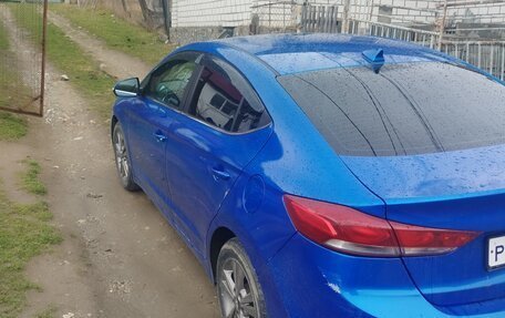 Hyundai Elantra VI рестайлинг, 2018 год, 1 120 000 рублей, 6 фотография