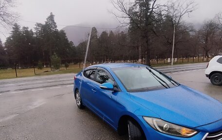 Hyundai Elantra VI рестайлинг, 2018 год, 1 120 000 рублей, 21 фотография