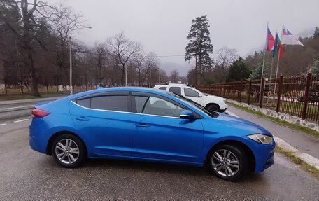 Hyundai Elantra VI рестайлинг, 2018 год, 1 120 000 рублей, 16 фотография