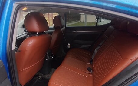 Hyundai Elantra VI рестайлинг, 2018 год, 1 120 000 рублей, 23 фотография