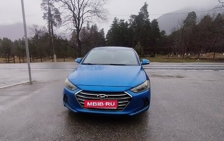 Hyundai Elantra VI рестайлинг, 2018 год, 1 120 000 рублей, 17 фотография