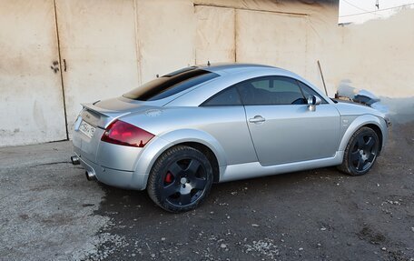 Audi TT, 1999 год, 750 000 рублей, 11 фотография