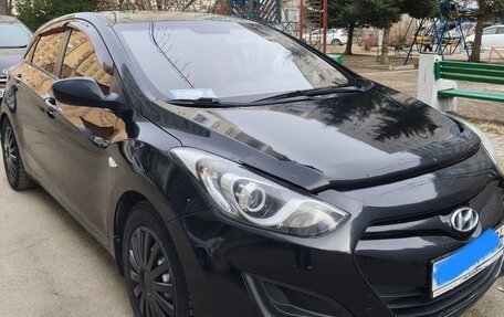 Hyundai i30 II рестайлинг, 2013 год, 850 000 рублей, 2 фотография