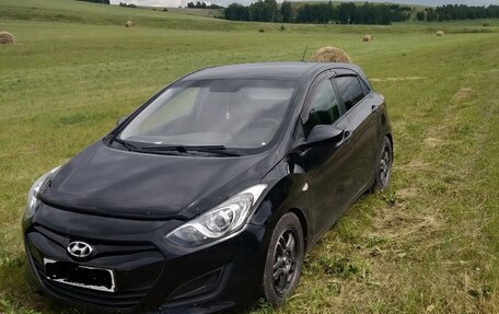 Hyundai i30 II рестайлинг, 2013 год, 850 000 рублей, 11 фотография