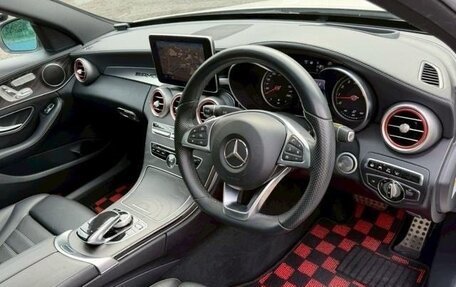 Mercedes-Benz C-Класс, 2018 год, 1 850 000 рублей, 8 фотография