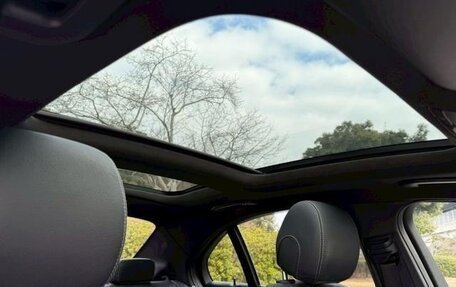 Mercedes-Benz C-Класс, 2018 год, 1 850 000 рублей, 15 фотография