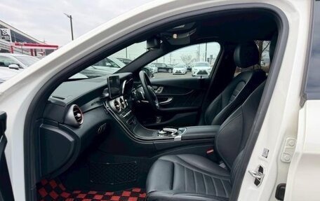 Mercedes-Benz C-Класс, 2018 год, 1 850 000 рублей, 19 фотография