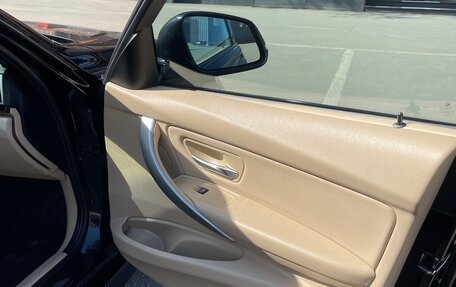 BMW 3 серия, 2014 год, 1 890 000 рублей, 18 фотография