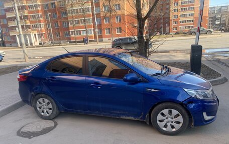 KIA Rio III рестайлинг, 2012 год, 600 000 рублей, 4 фотография