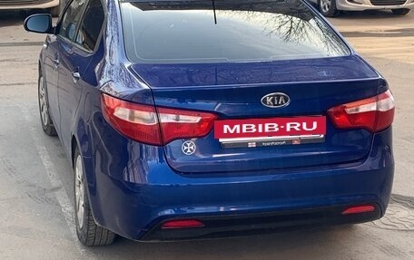 KIA Rio III рестайлинг, 2012 год, 600 000 рублей, 2 фотография