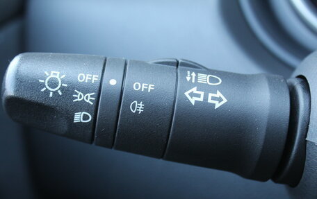 Nissan Tiida, 2011 год, 845 000 рублей, 11 фотография