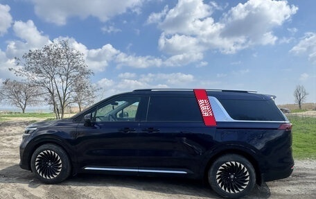 KIA Carnival, 2021 год, 4 300 000 рублей, 3 фотография