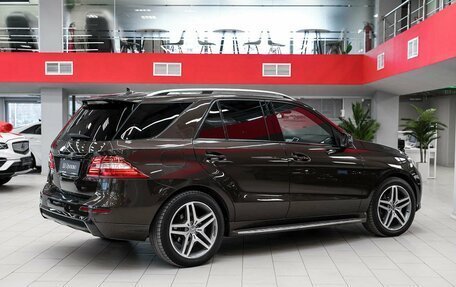 Mercedes-Benz M-Класс, 2012 год, 2 090 000 рублей, 2 фотография