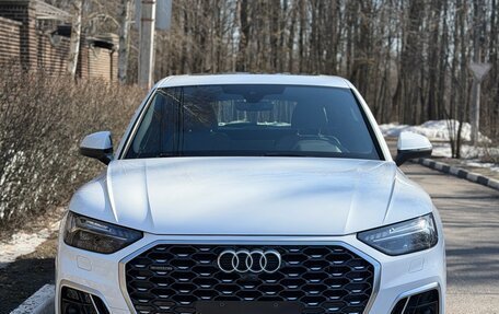 Audi Q5, 2021 год, 5 450 000 рублей, 2 фотография