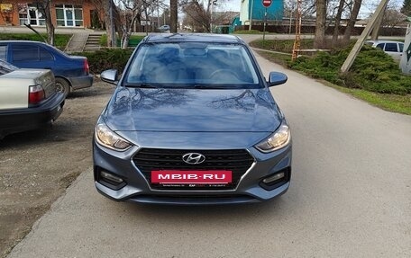 Hyundai Solaris II рестайлинг, 2019 год, 1 800 000 рублей, 2 фотография