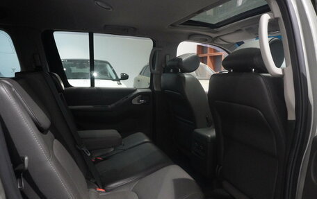 Nissan Pathfinder, 2011 год, 1 290 000 рублей, 10 фотография