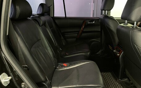 Toyota Highlander III, 2011 год, 1 699 000 рублей, 17 фотография