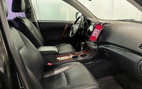 Toyota Highlander III, 2011 год, 1 699 000 рублей, 16 фотография