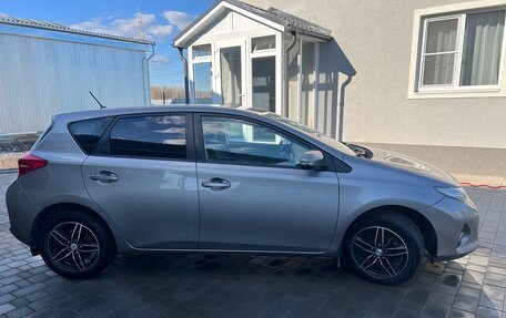 Toyota Auris II, 2014 год, 1 210 000 рублей, 10 фотография