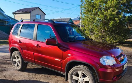 Chevrolet Niva I рестайлинг, 2013 год, 550 000 рублей, 4 фотография