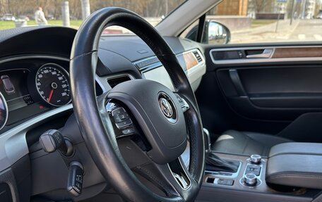 Volkswagen Touareg III, 2016 год, 4 200 000 рублей, 14 фотография