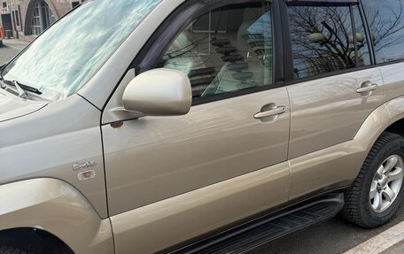 Toyota Land Cruiser Prado 120 рестайлинг, 2004 год, 1 350 000 рублей, 6 фотография